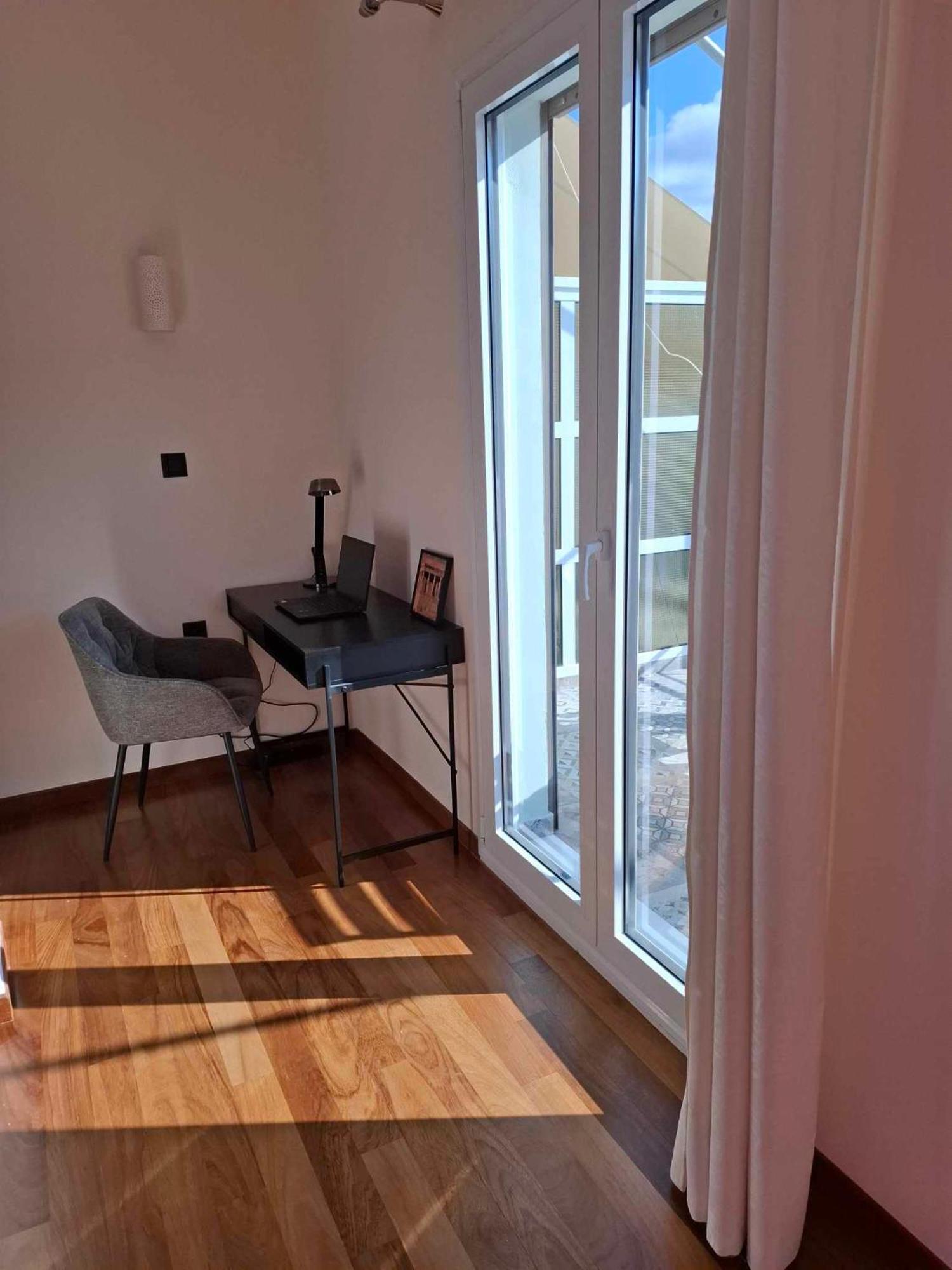 The Sunny Terrace Of Apartamento Atenas